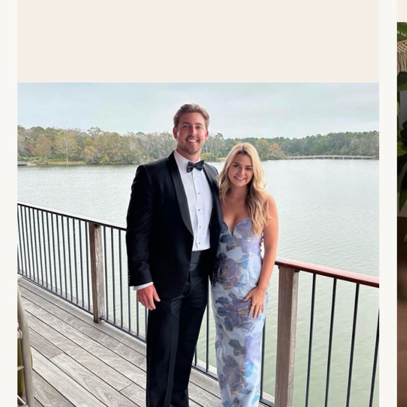 Katie May Ursula Gown - Picture 16 of 16